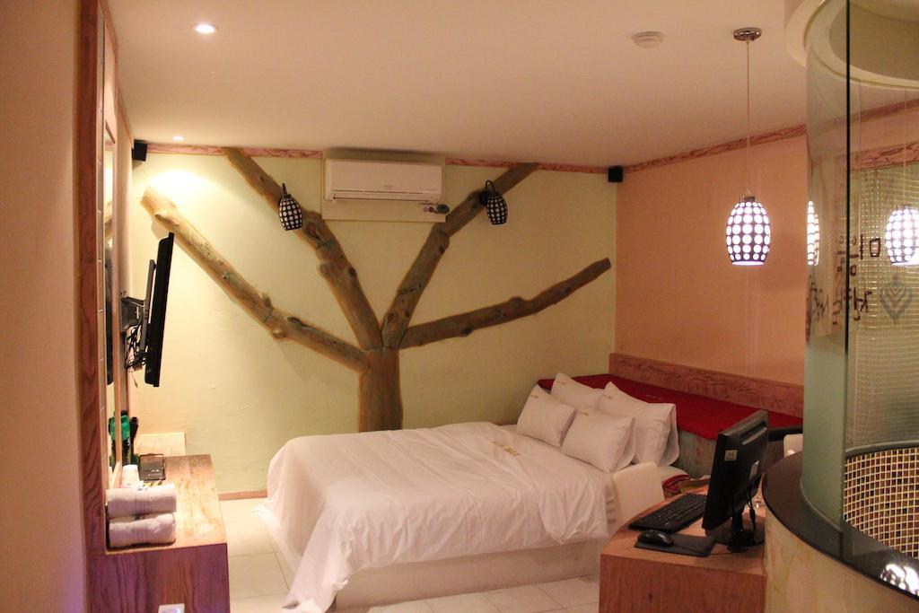 Max Hotel Daejeon Habitación foto